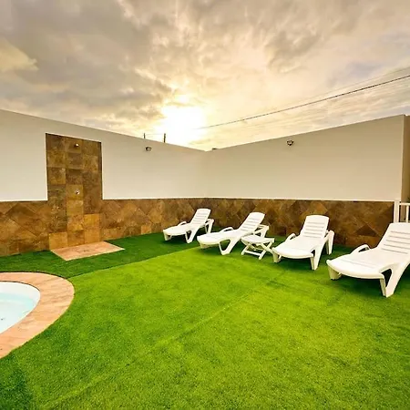 Tenerife Sur 1 *