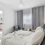 1 Omanai Tenerife Sur Apartmán *