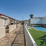 1 Omanai Tenerife Sur * Arona (Tenerife)