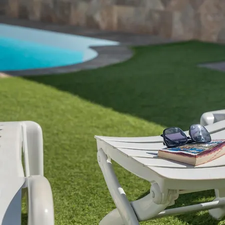 1 Omanai Tenerife Sur *