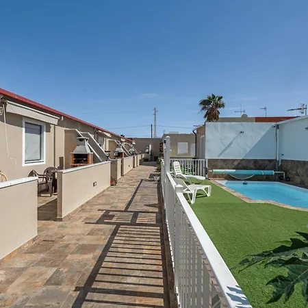 1 Omanai Tenerife Sur * Arona (Tenerife)